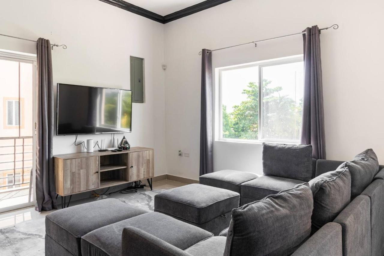 Brand New Pool Manor Park With Wifi Centrally-Located Kingston Exteriér fotografie