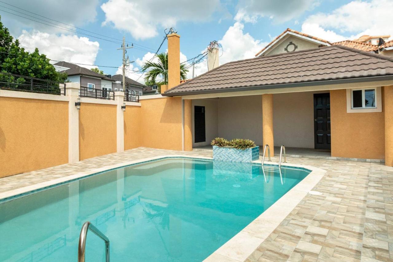Brand New Pool Manor Park With Wifi Centrally-Located Kingston Exteriér fotografie