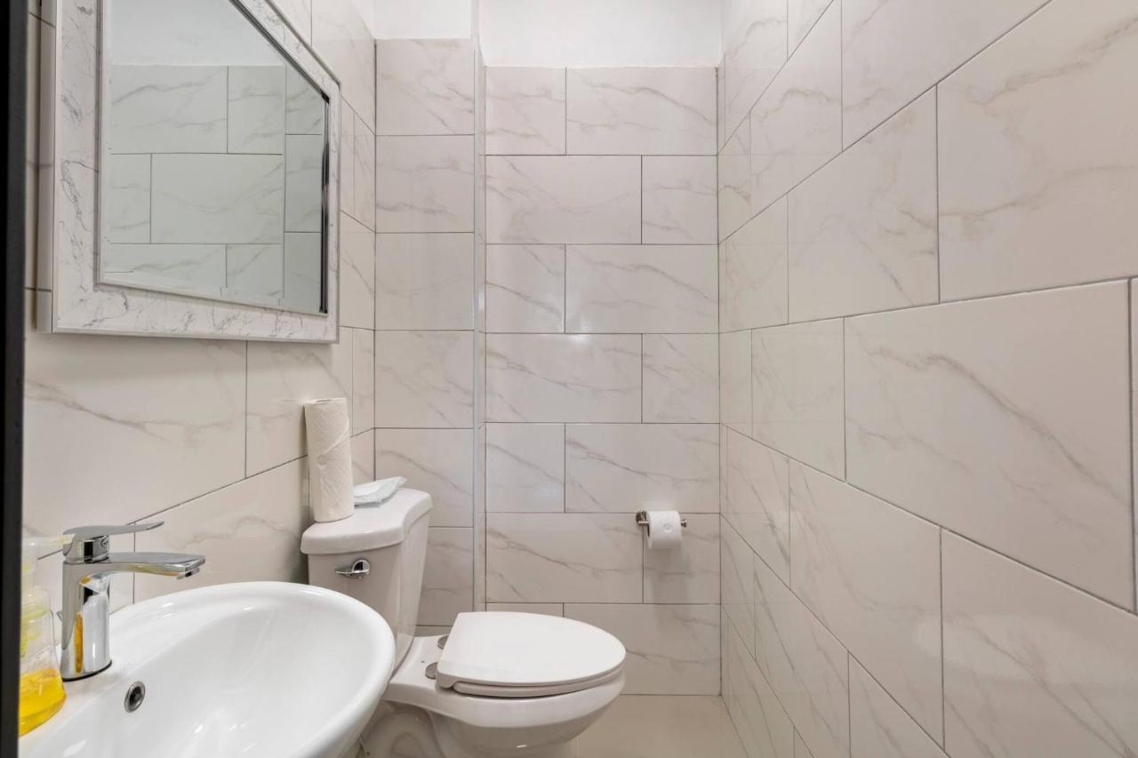 Brand New Pool Manor Park With Wifi Centrally-Located Kingston Exteriér fotografie