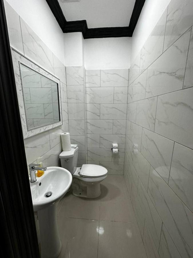 Brand New Pool Manor Park With Wifi Centrally-Located Kingston Exteriér fotografie