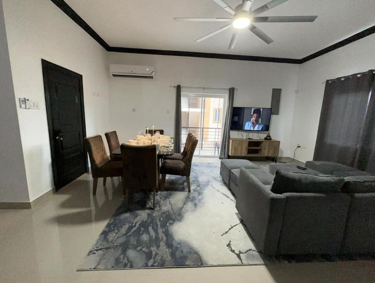 Brand New Pool Manor Park With Wifi Centrally-Located Kingston Exteriér fotografie