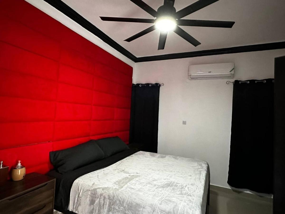 Brand New Pool Manor Park With Wifi Centrally-Located Kingston Exteriér fotografie
